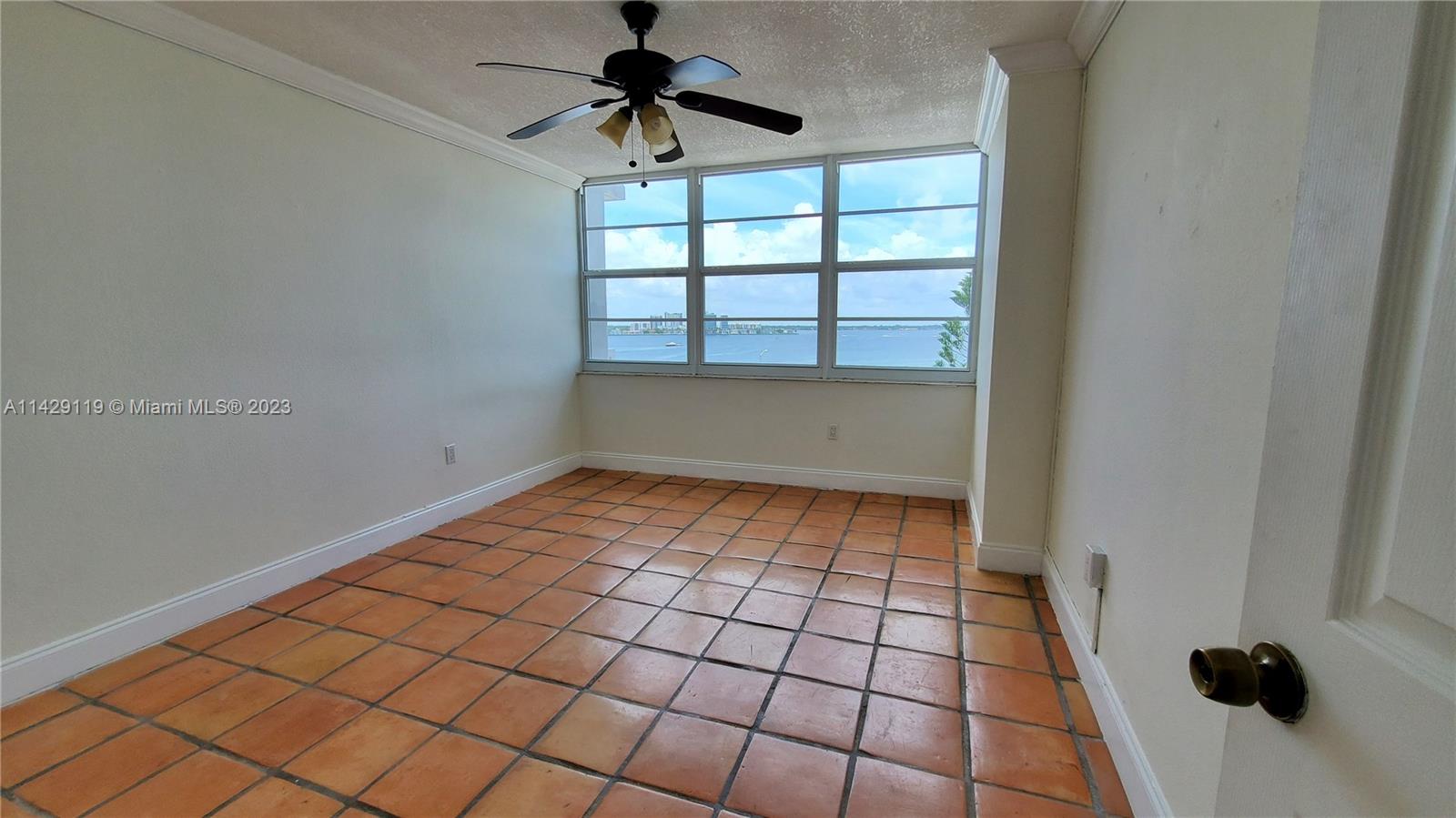 VILLA BAY VISTA CONDO - Residential