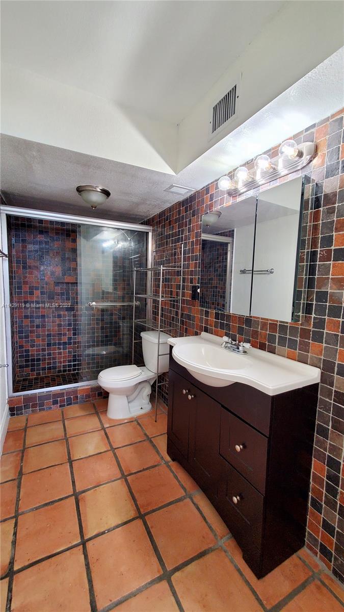 VILLA BAY VISTA CONDO - Residential
