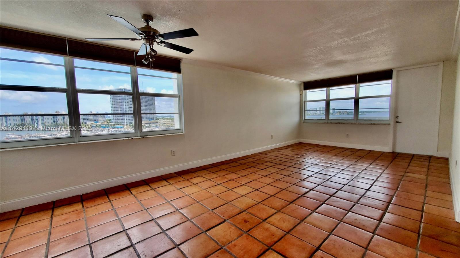 VILLA BAY VISTA CONDO - Residential