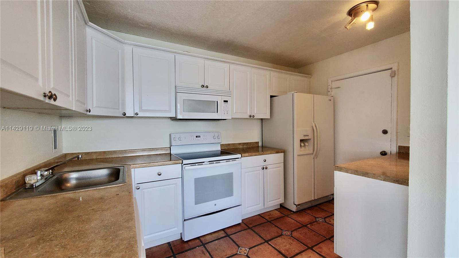 VILLA BAY VISTA CONDO - Residential