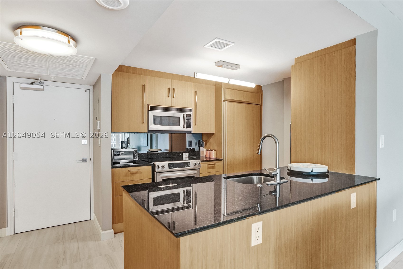 HARBOUR HOUSE - Residential