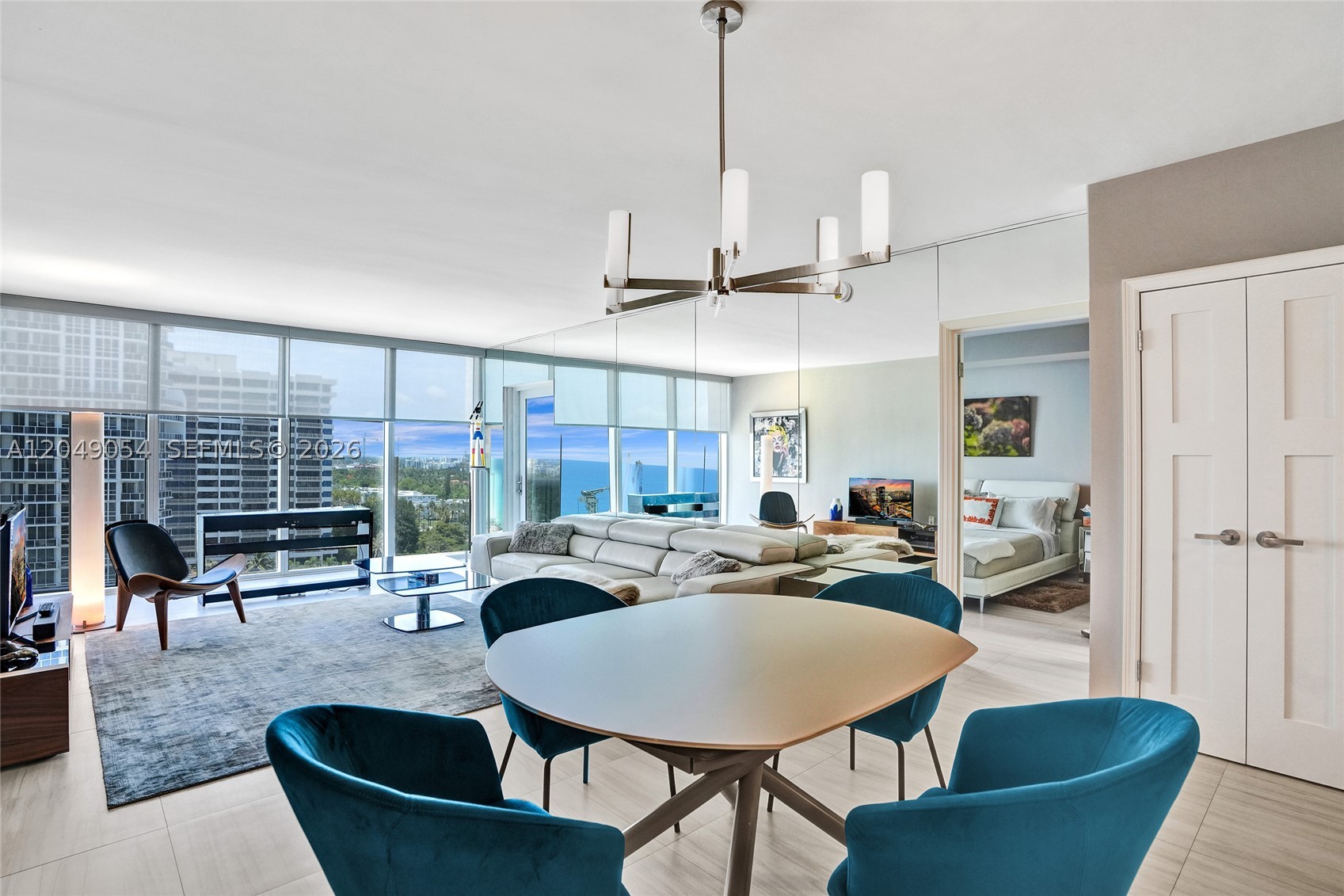HARBOUR HOUSE - Residential