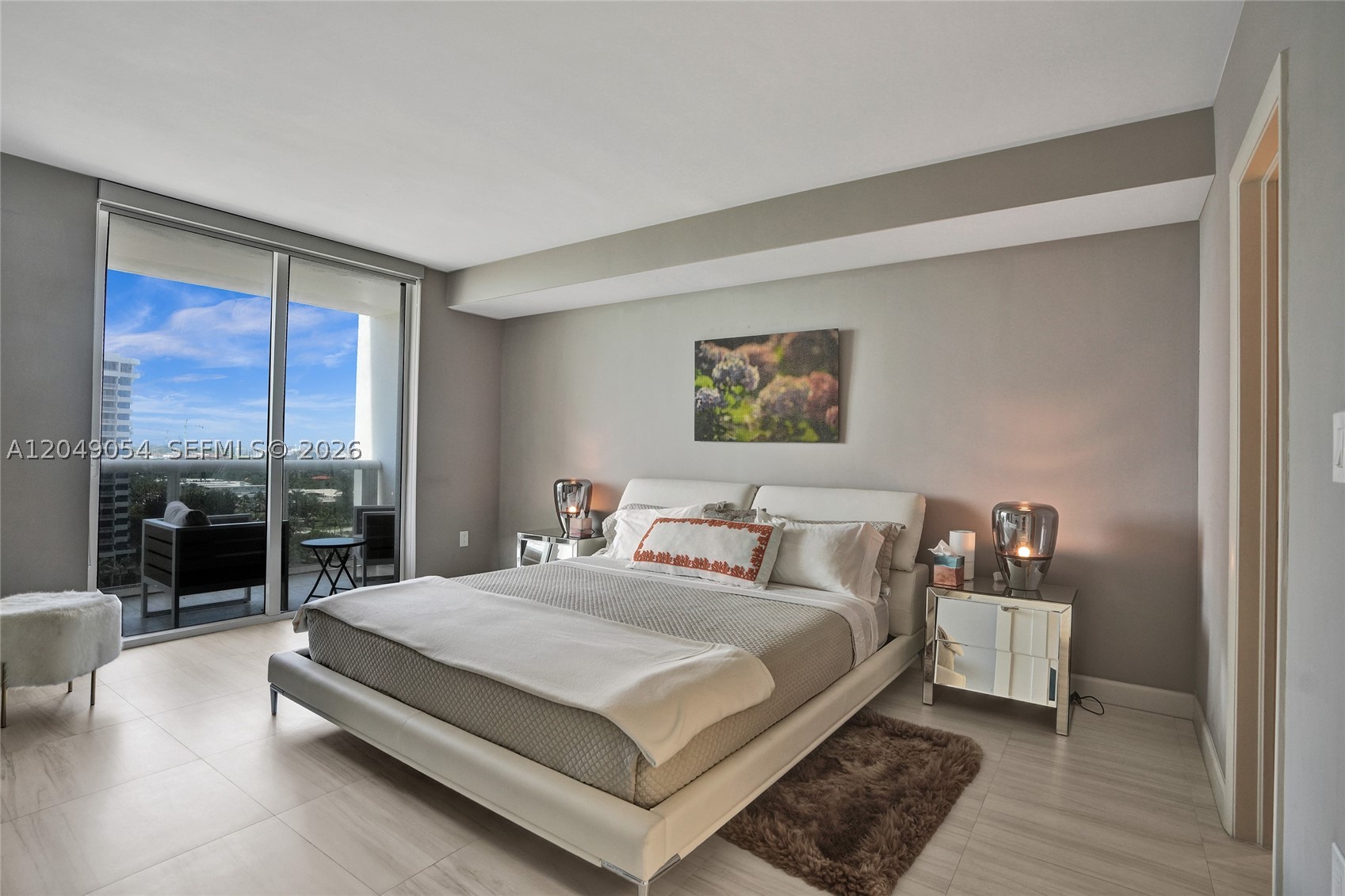 HARBOUR HOUSE - Residential