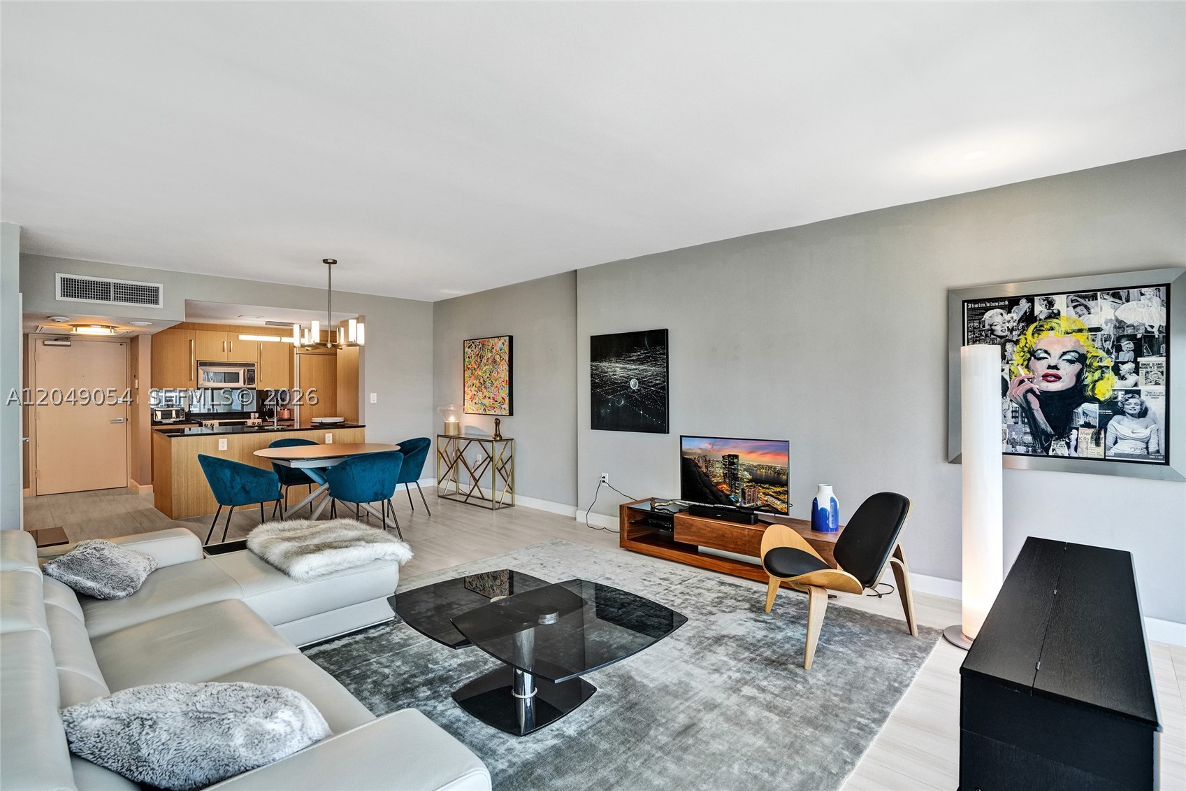 HARBOUR HOUSE - Residential