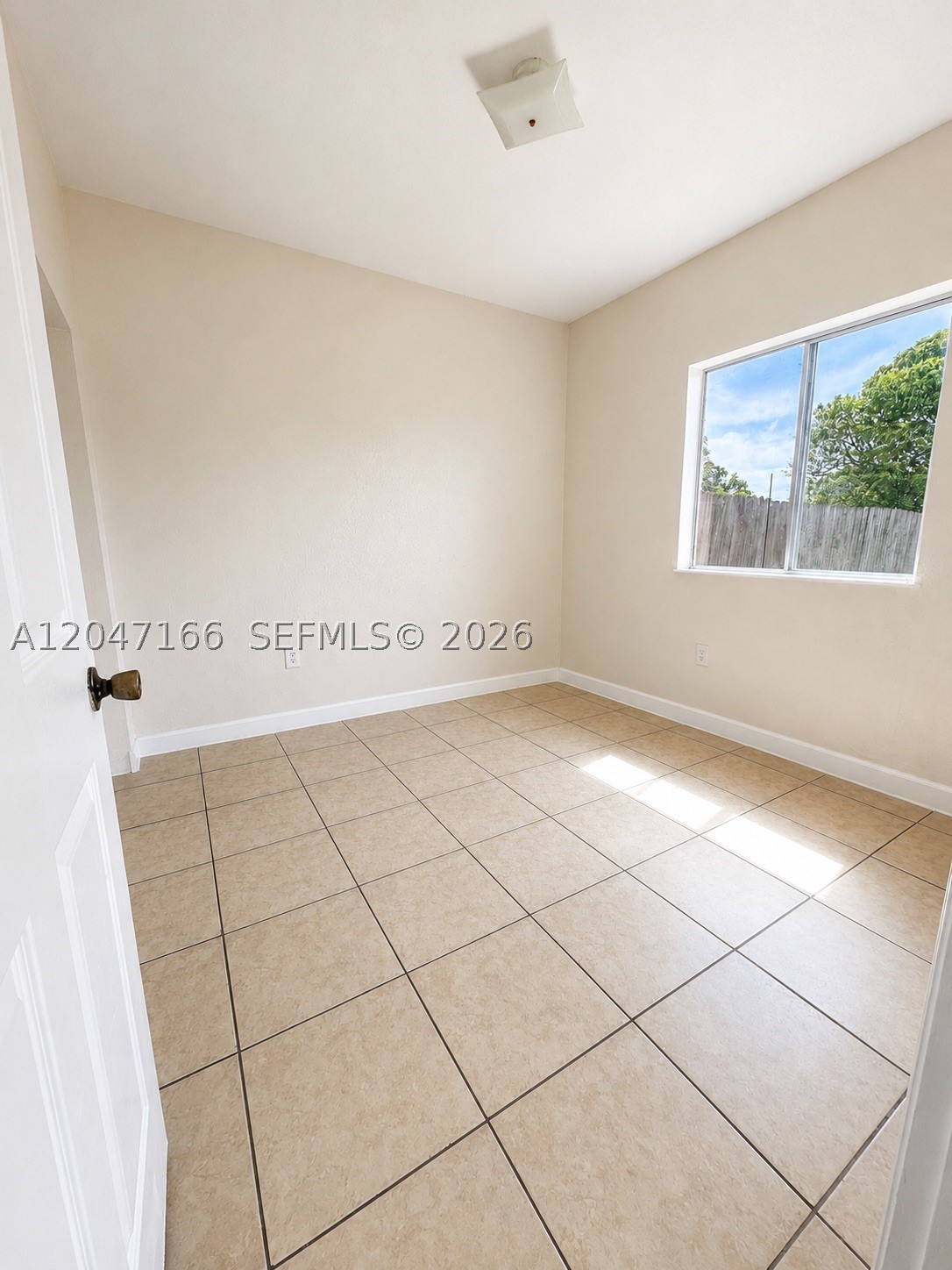 SUNNY HAVEN - Residential Lease