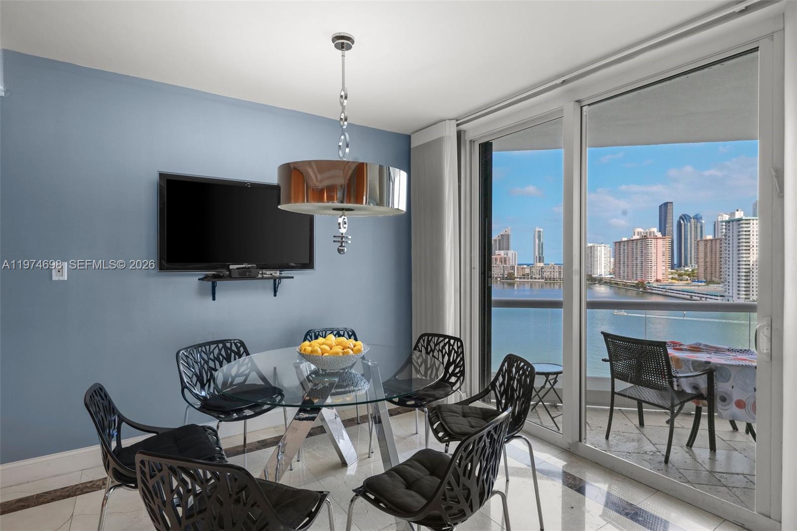 2600 ISL BLVD WILLIAMS IS - Residential