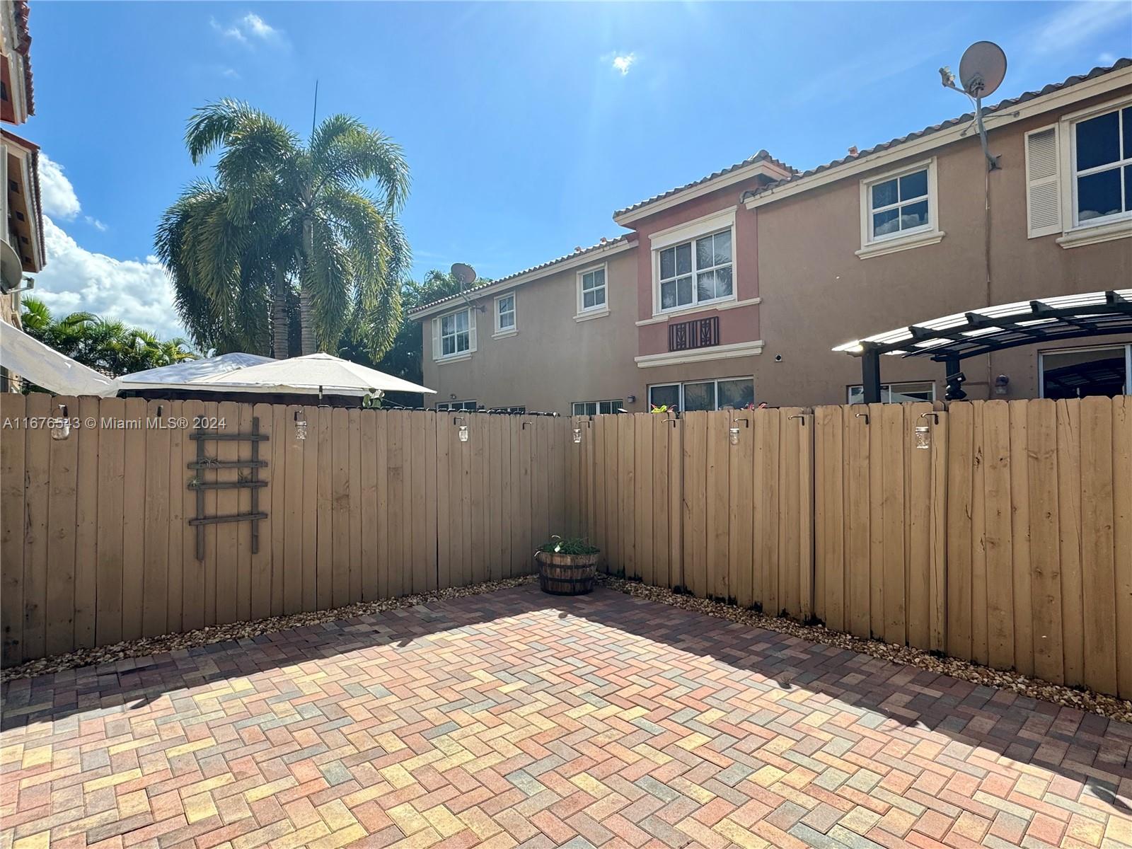 EGRET LAKES ESTATES SEC 4 - Residential Lease
