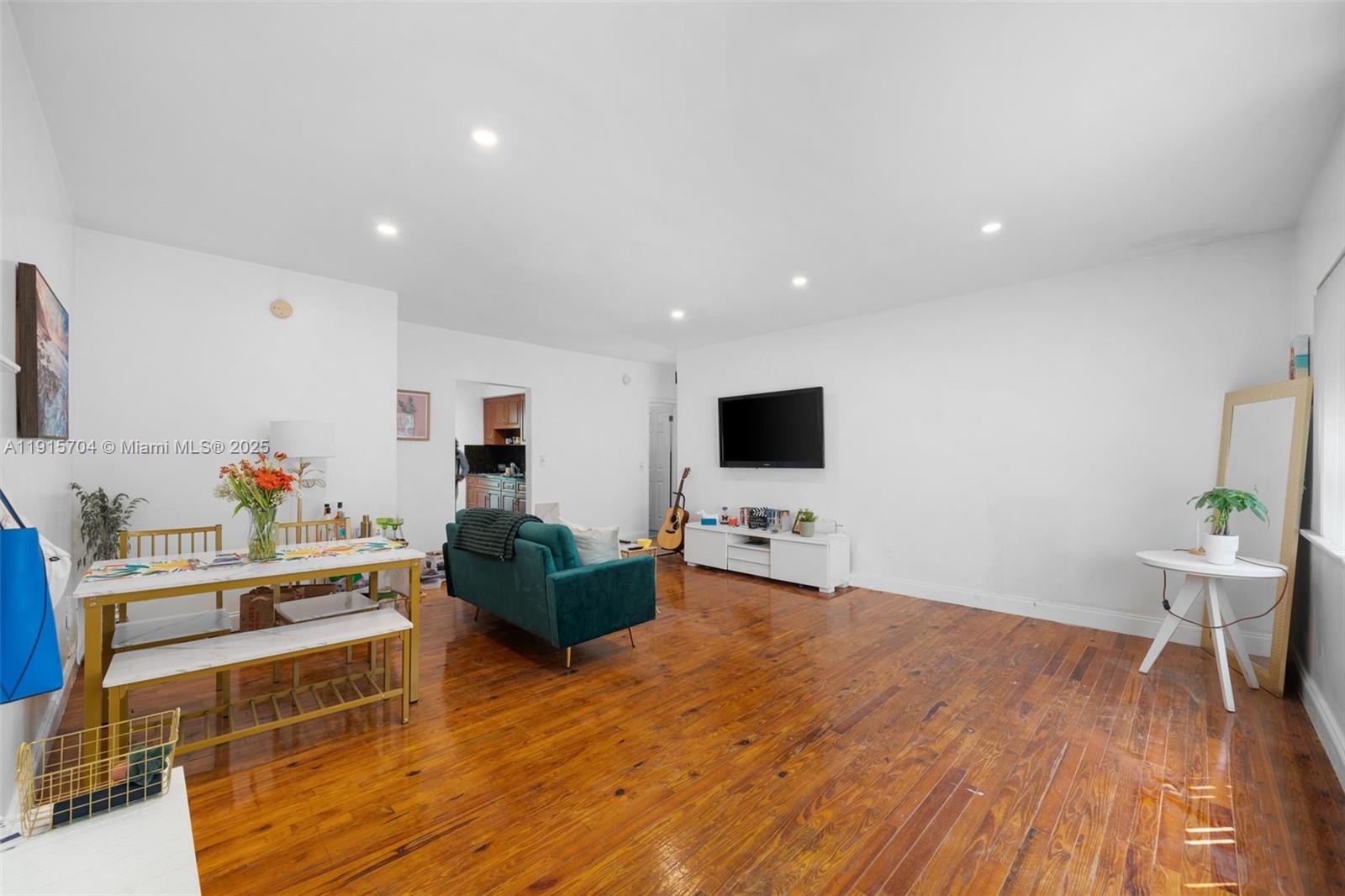 TUDOR HOUSE CONDO - Residential