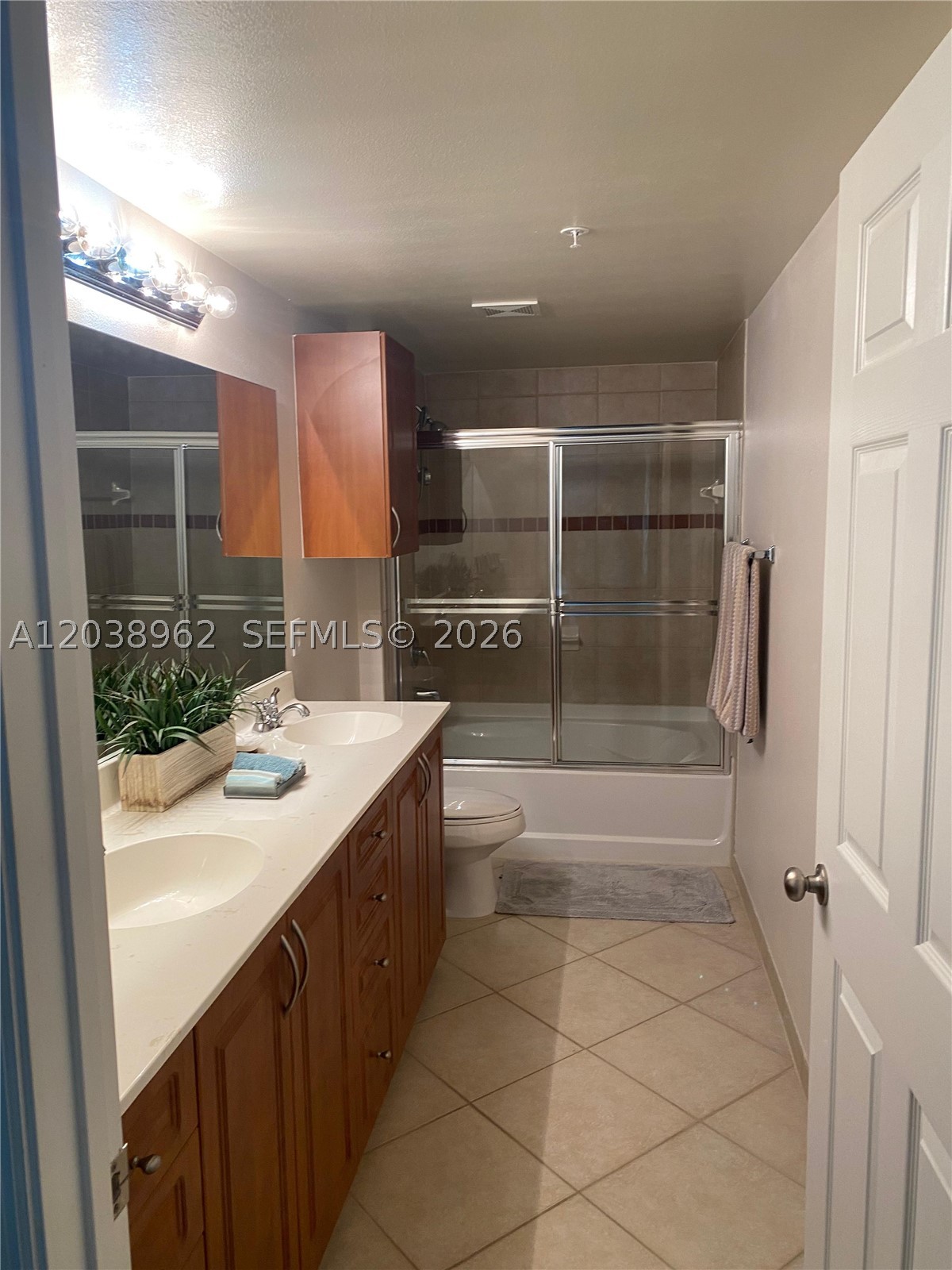 VILLAS AT EMERALD DUNES C - Residential