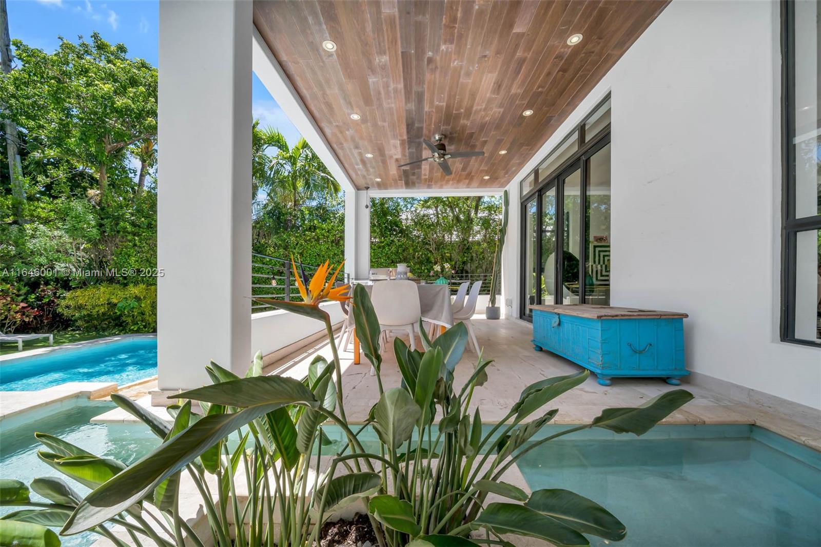 TROPICAL ISLE HOMES SUB - Residential