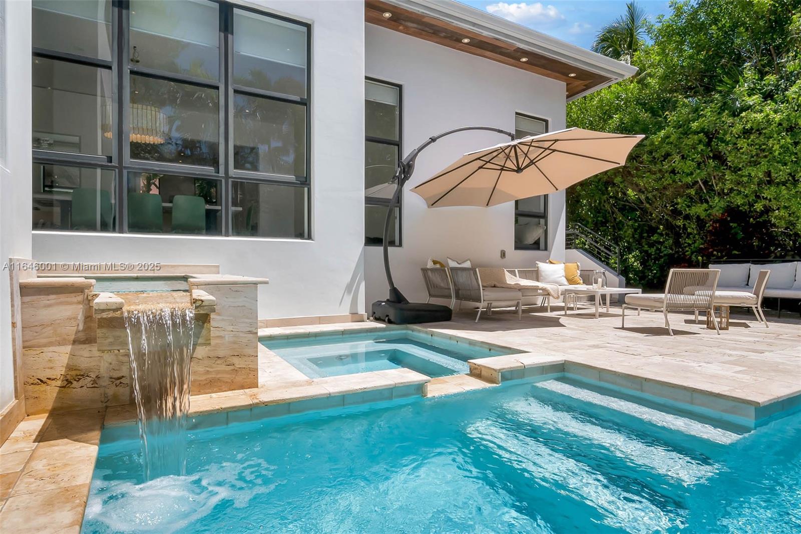TROPICAL ISLE HOMES SUB - Residential