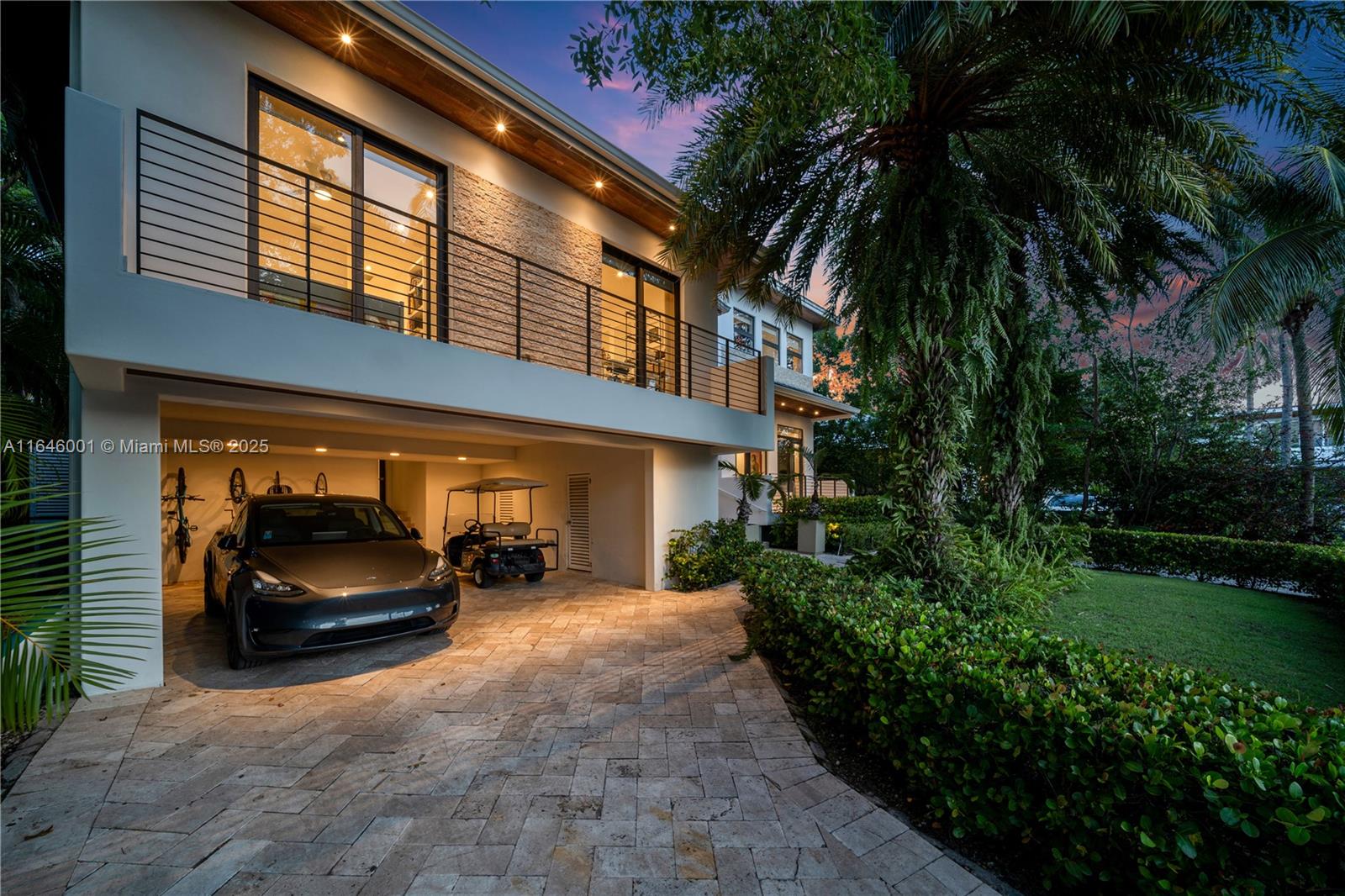TROPICAL ISLE HOMES SUB - Residential