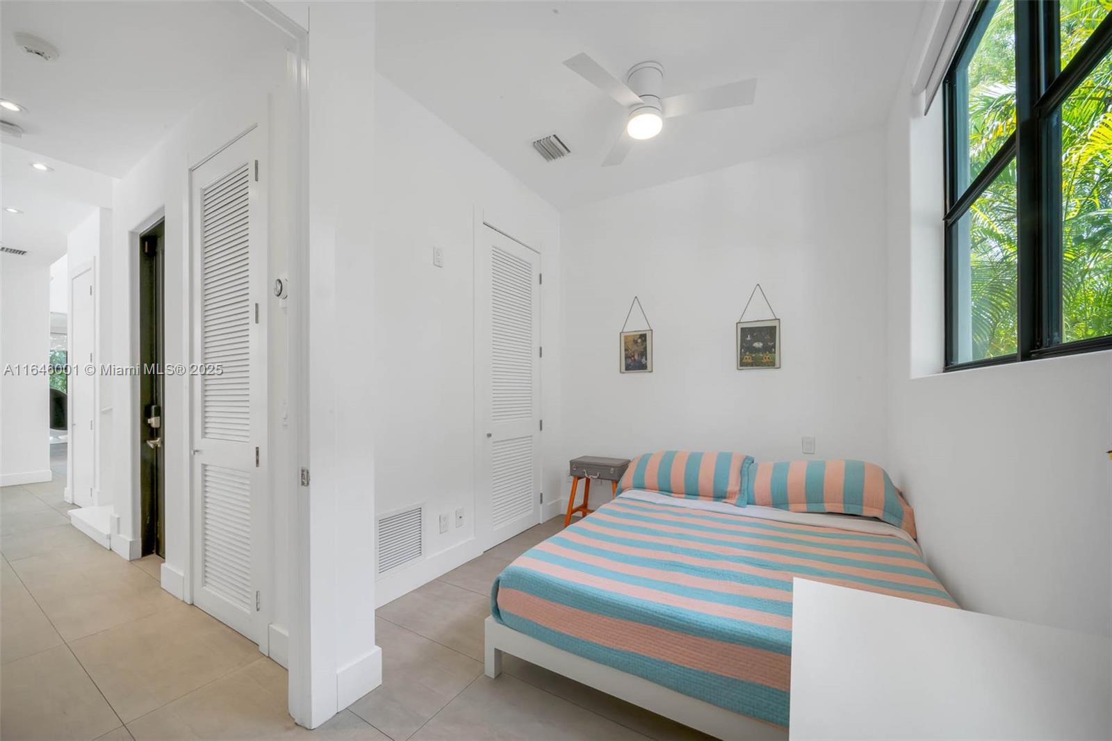 TROPICAL ISLE HOMES SUB - Residential