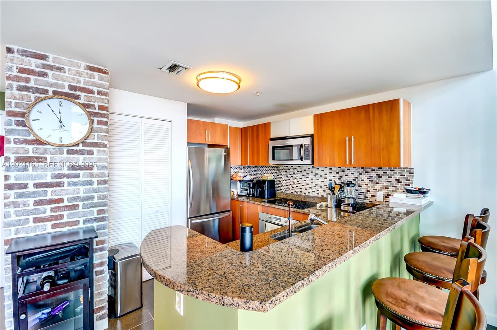 Met 1 - Residential