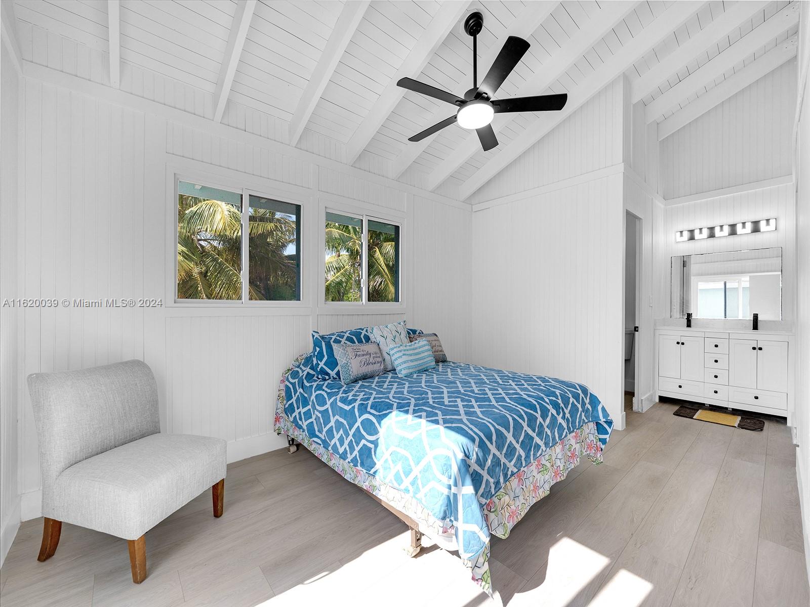 KEY LARGO BEACH - Residential Lease