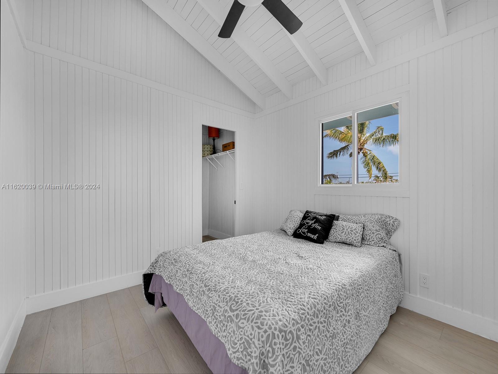 KEY LARGO BEACH - Residential Lease