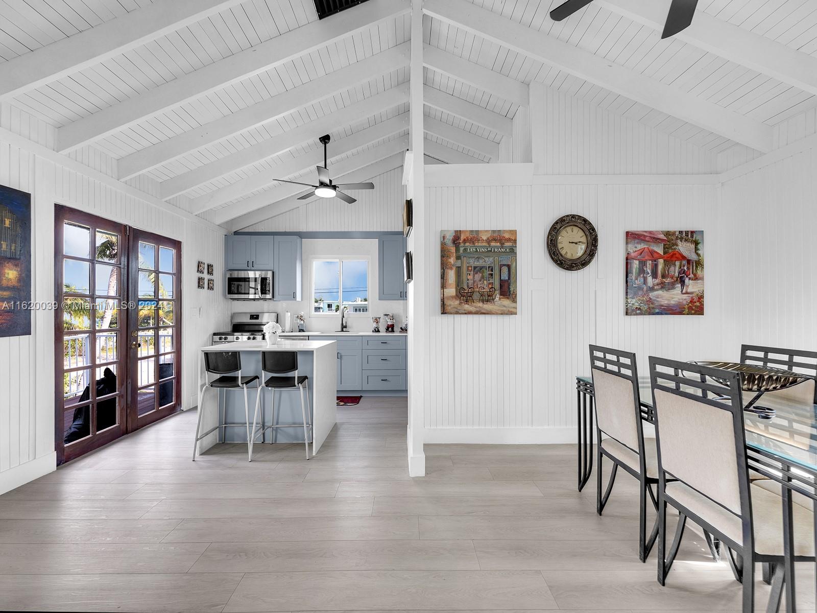 KEY LARGO BEACH - Residential Lease