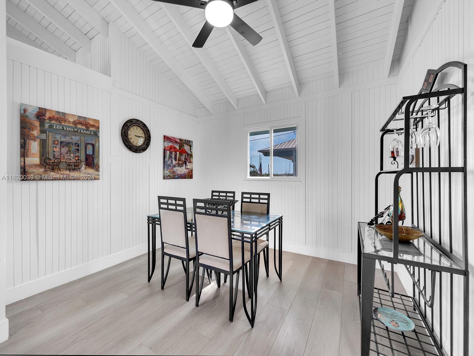 KEY LARGO BEACH - Residential Lease