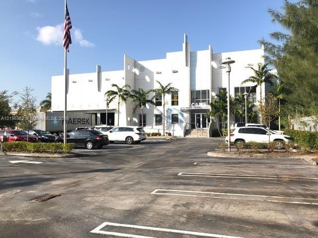 CLASS "A" INDUSTRIAL Unit 25,507 sq. ft.  Up to 15% Office Area  32' Clear Ceiling Height  52' x 45' Column Spacing  50'  Staging Area  Covered Dock Loading Doors  Up to 1 Dock per 3,000 Sq. Ft.  Drive-In Ramps 12' x 14' Doors  120' Concrete Truck Courts  Heavy 3 Phase Electrical Service  ESFR Sprinkler System  T5 Energy Efficient Lighting  Turnpike Frontage and Signage HUGE PARKING LOT WITH MANY PARKING SPACES A MUST SEE