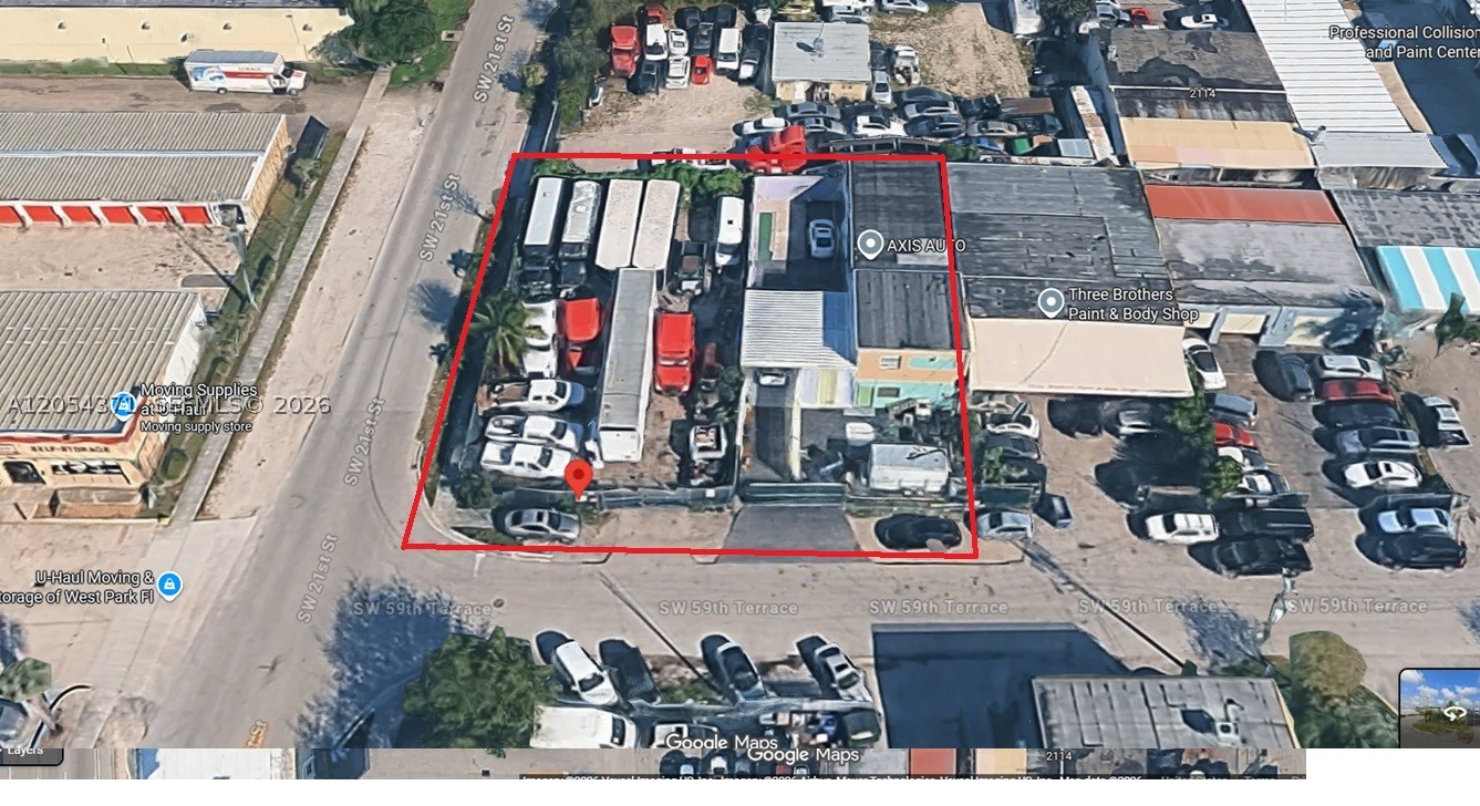 Warehouse 3500sf and yard space 9215sf available. Lease the entire space for $8,700/month. This property features concrete floor, ensuring long-term reliability, 4 bays garage, office and bathroom on the first floor, second floor can be used as an additional office with bathroom or a storage, fenced lot can fit in lots of equipment/cars and other   .TOC zoning allows for many commercial and industrial uses, including auto repair(after special exemption approval from the city). Spacious with easy exit tot the 441