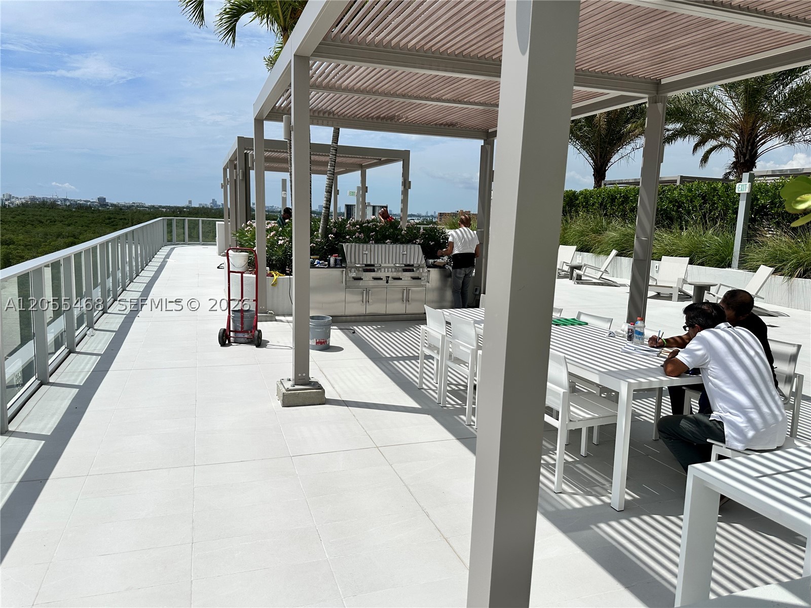 ONE PARK TOWER APT 1407 - Residential Lease
