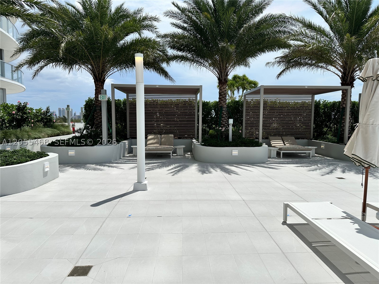 ONE PARK TOWER APT 1407 - Residential Lease