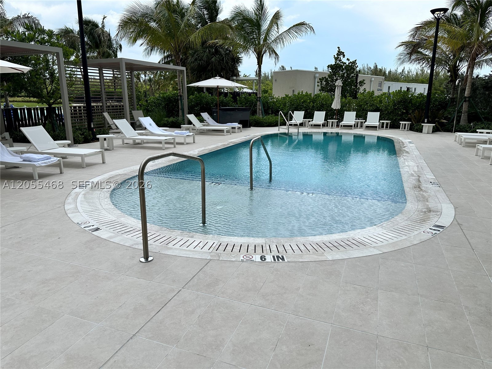 ONE PARK TOWER APT 1407 - Residential Lease