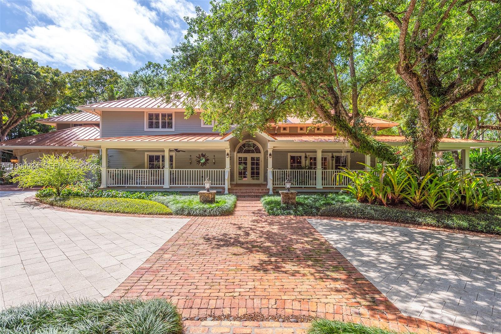 KERRWOOD OAKS - Residential