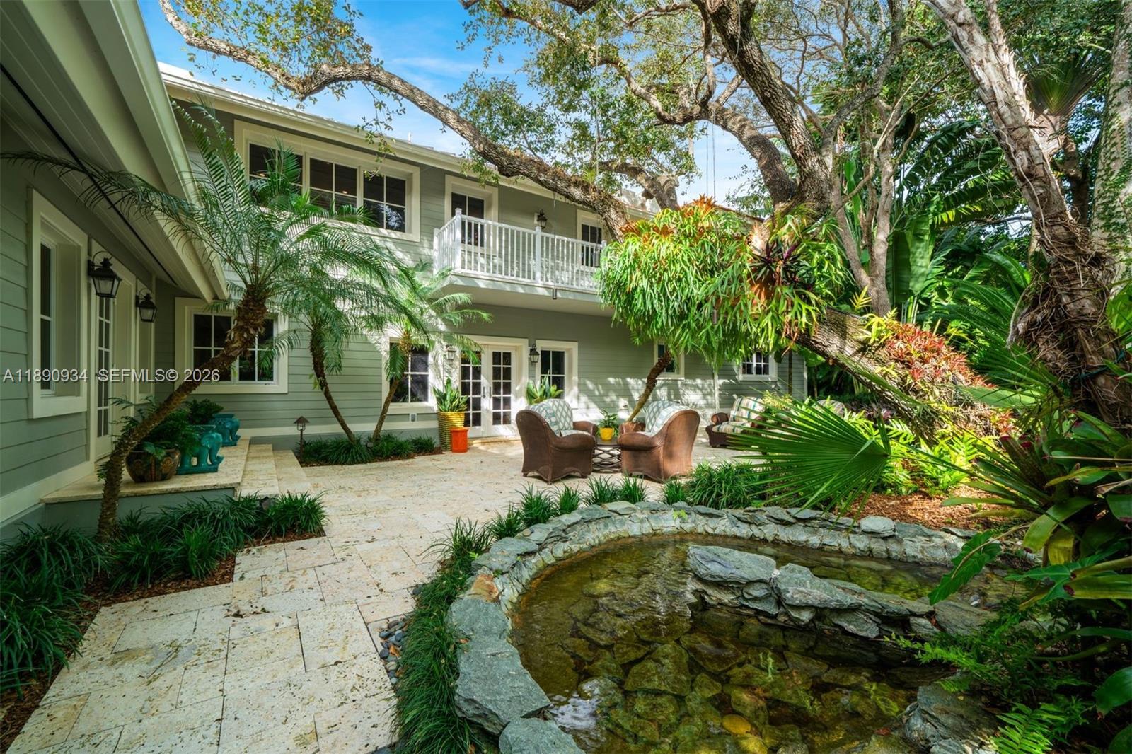 KERRWOOD OAKS - Residential