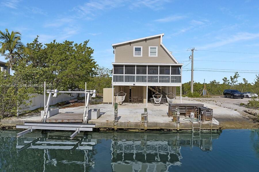 VACATION HARBOR - Residential
