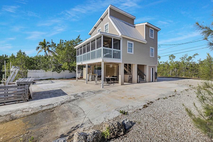 VACATION HARBOR - Residential