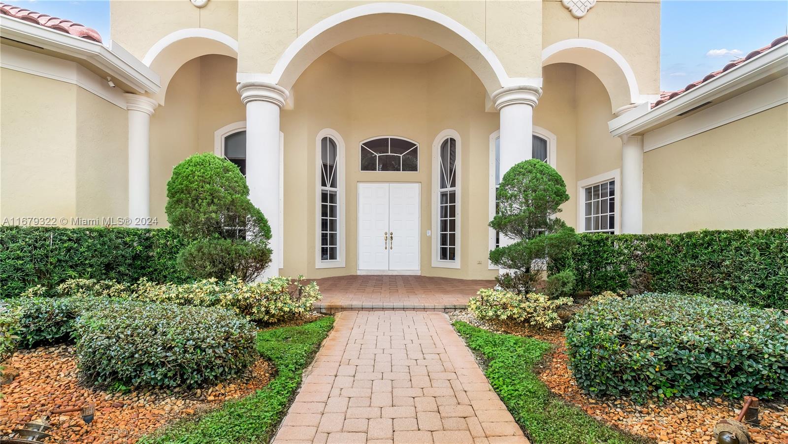 KAPOK GROVE ESTATES - Residential