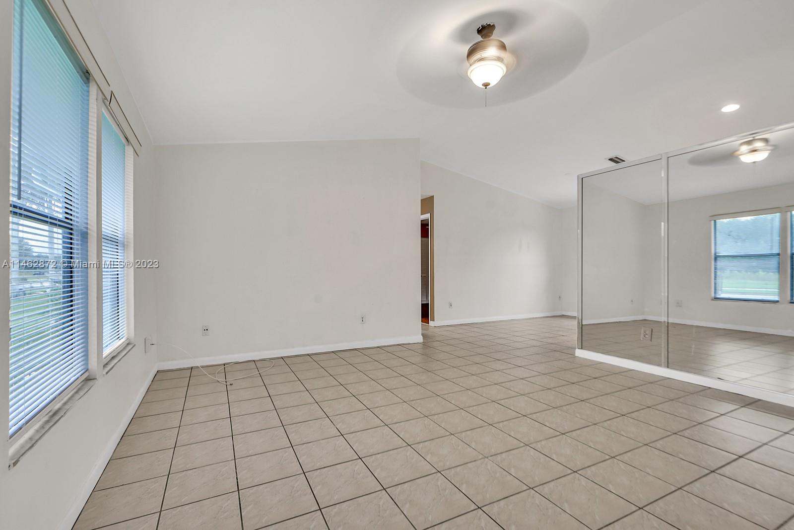 LA MANCHA 2 - Residential Lease