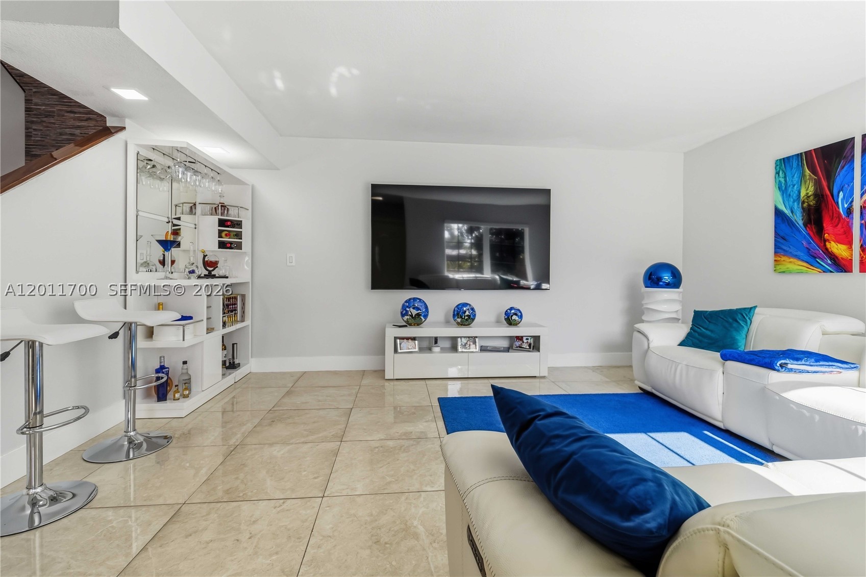LES CHATEAUX AT INT GARDE - Residential