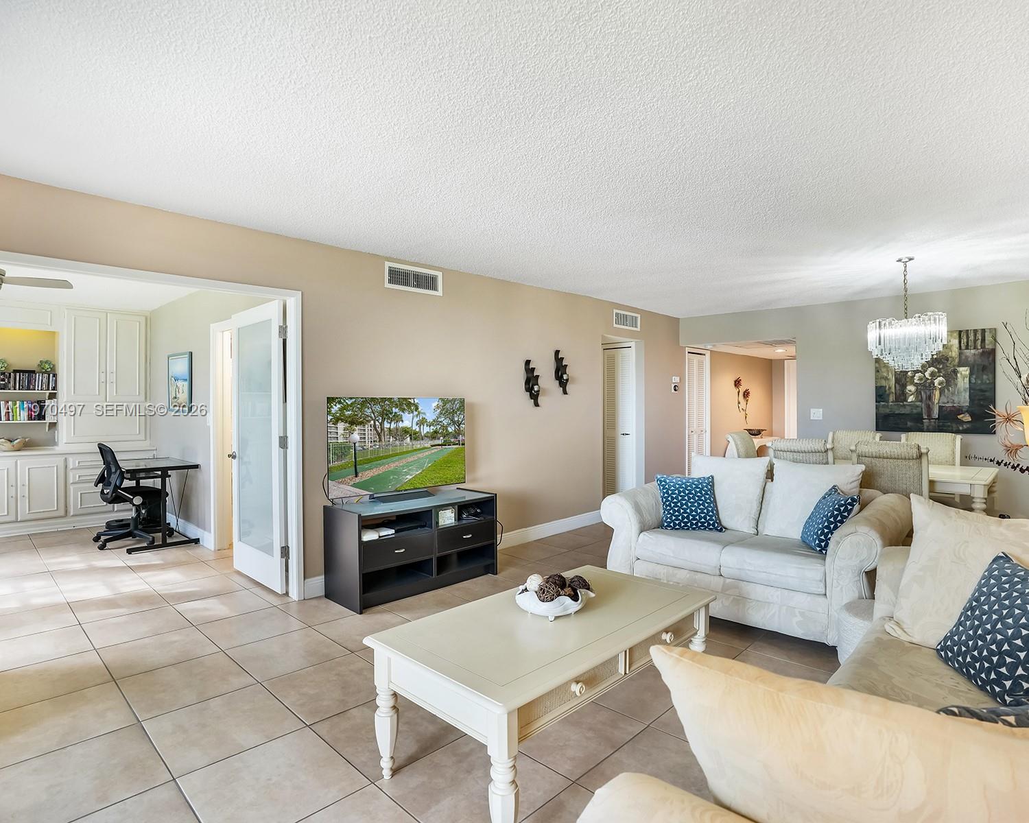 NO 22 PALM-AIRE COUNTRY C - Residential