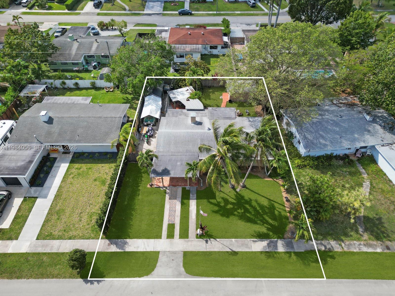 SOUTH CORAL HOMES SEC 2 - Residential