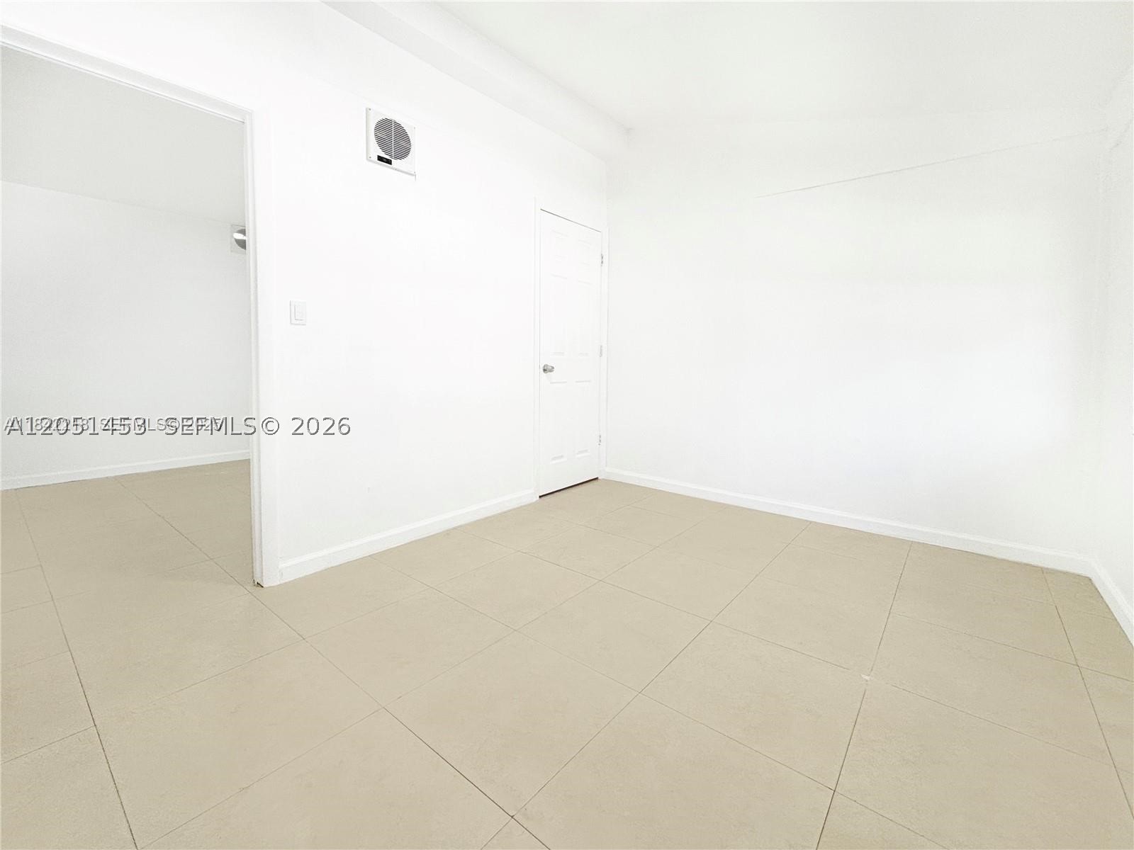 THE TROPICS AMD - Residential Lease