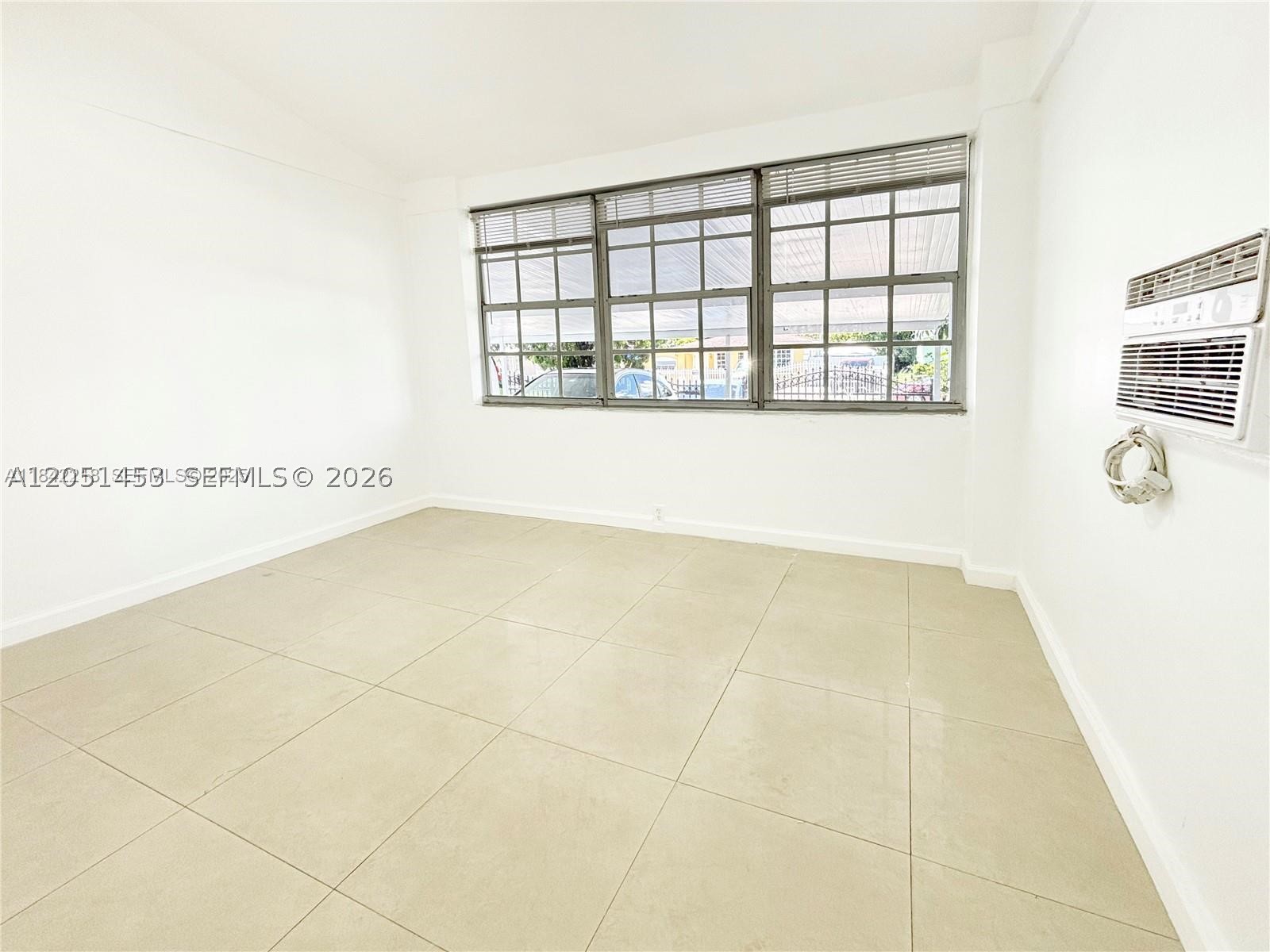 THE TROPICS AMD - Residential Lease