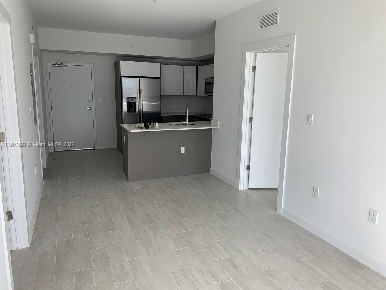 26 Edgewater - Residential Lease