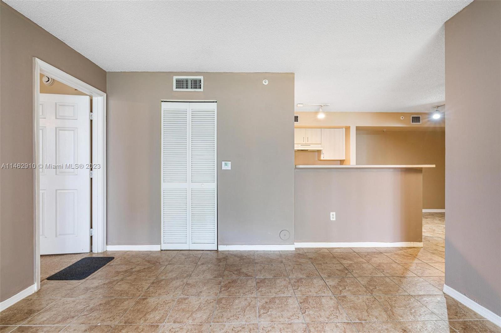 DEVONAIRE CONDO AT PEMBRO - Residential Lease