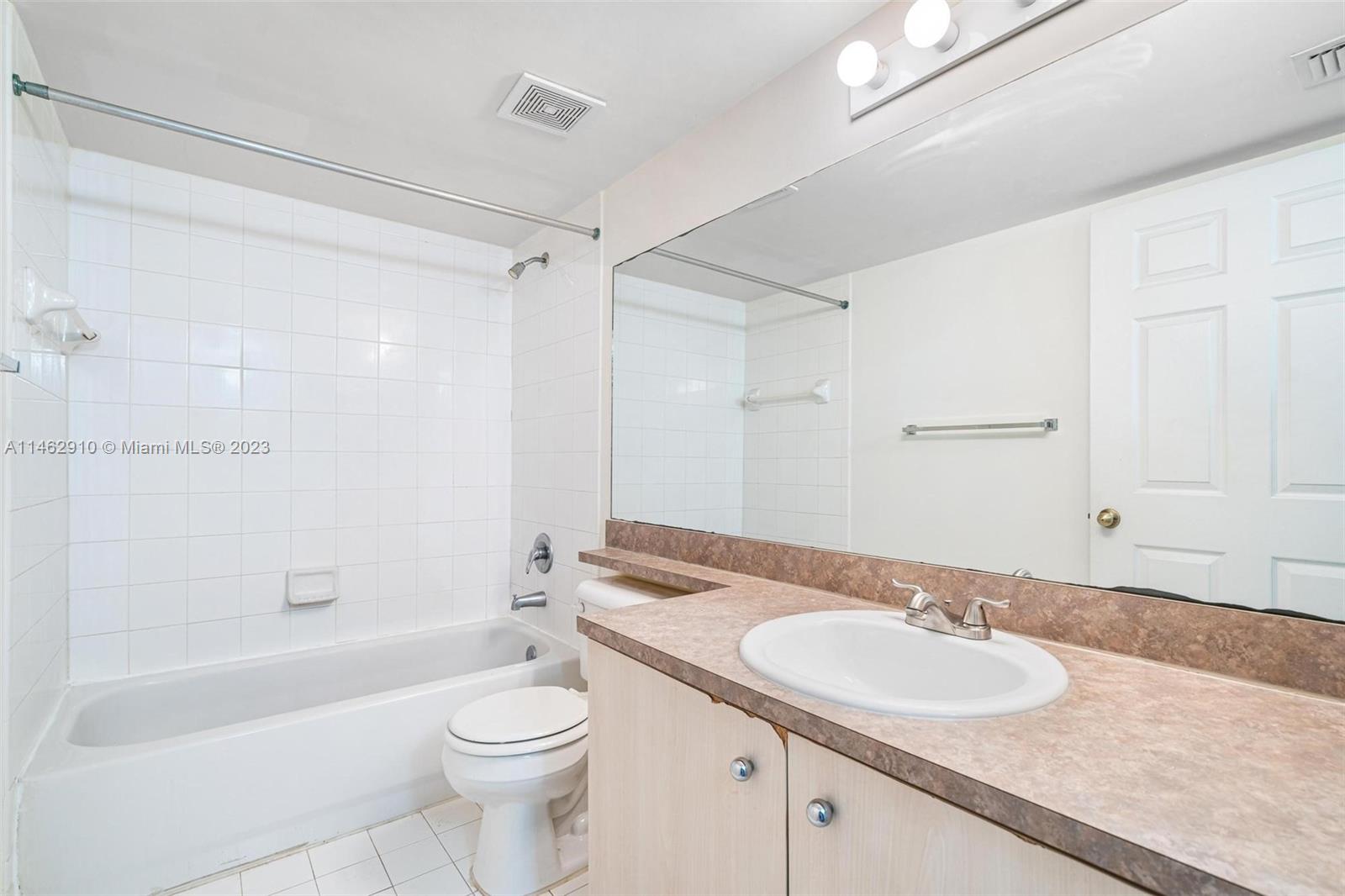 DEVONAIRE CONDO AT PEMBRO - Residential Lease