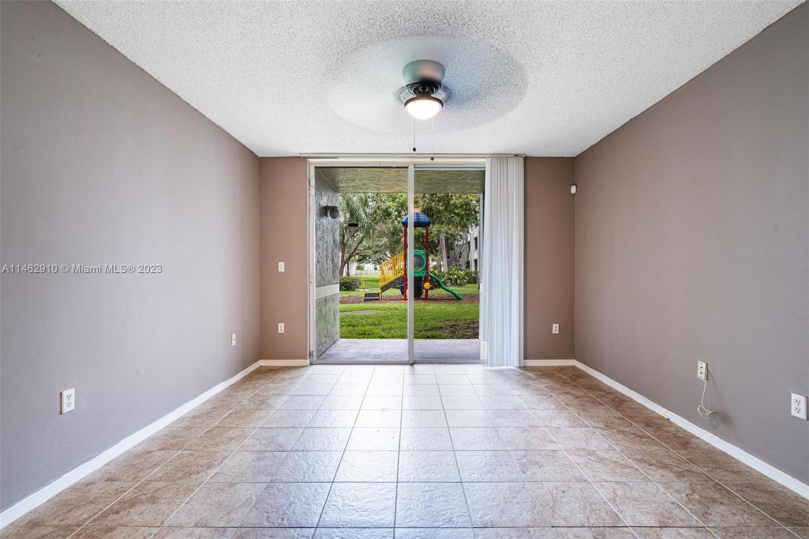 DEVONAIRE CONDO AT PEMBRO - Residential Lease