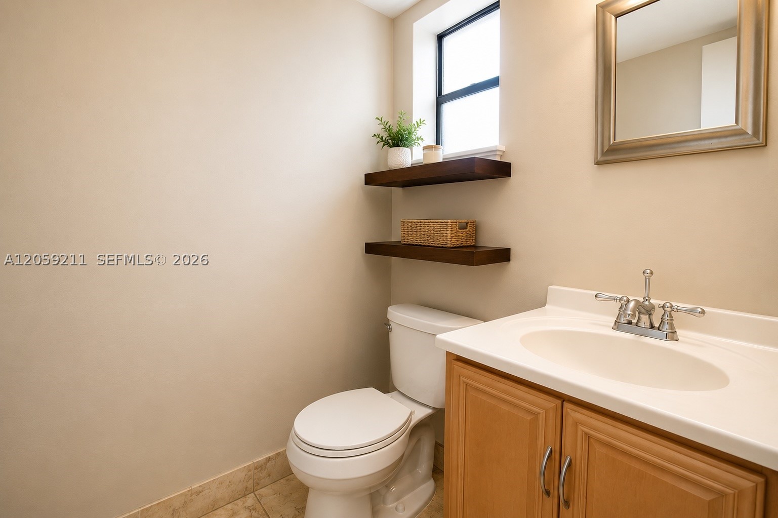 PLANTATION CLUB B CONDO - Residential