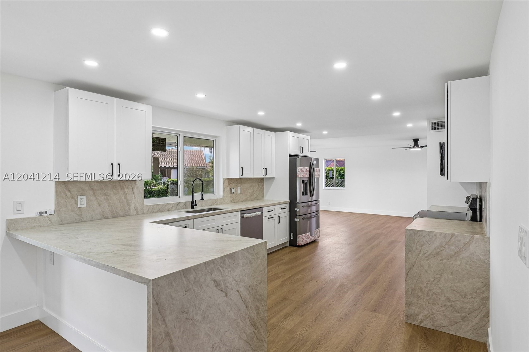 FALCONS LEA - Residential