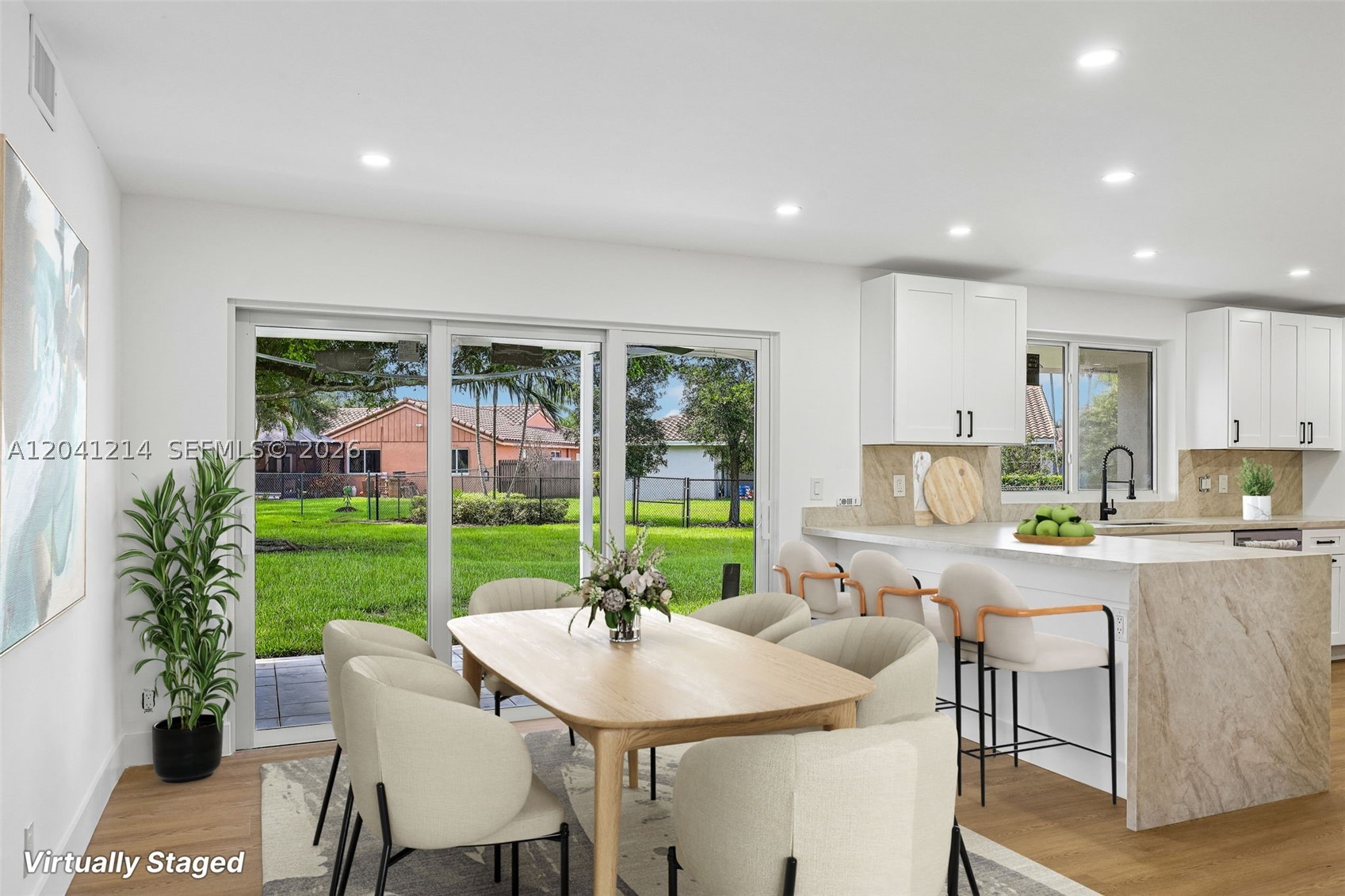FALCONS LEA - Residential