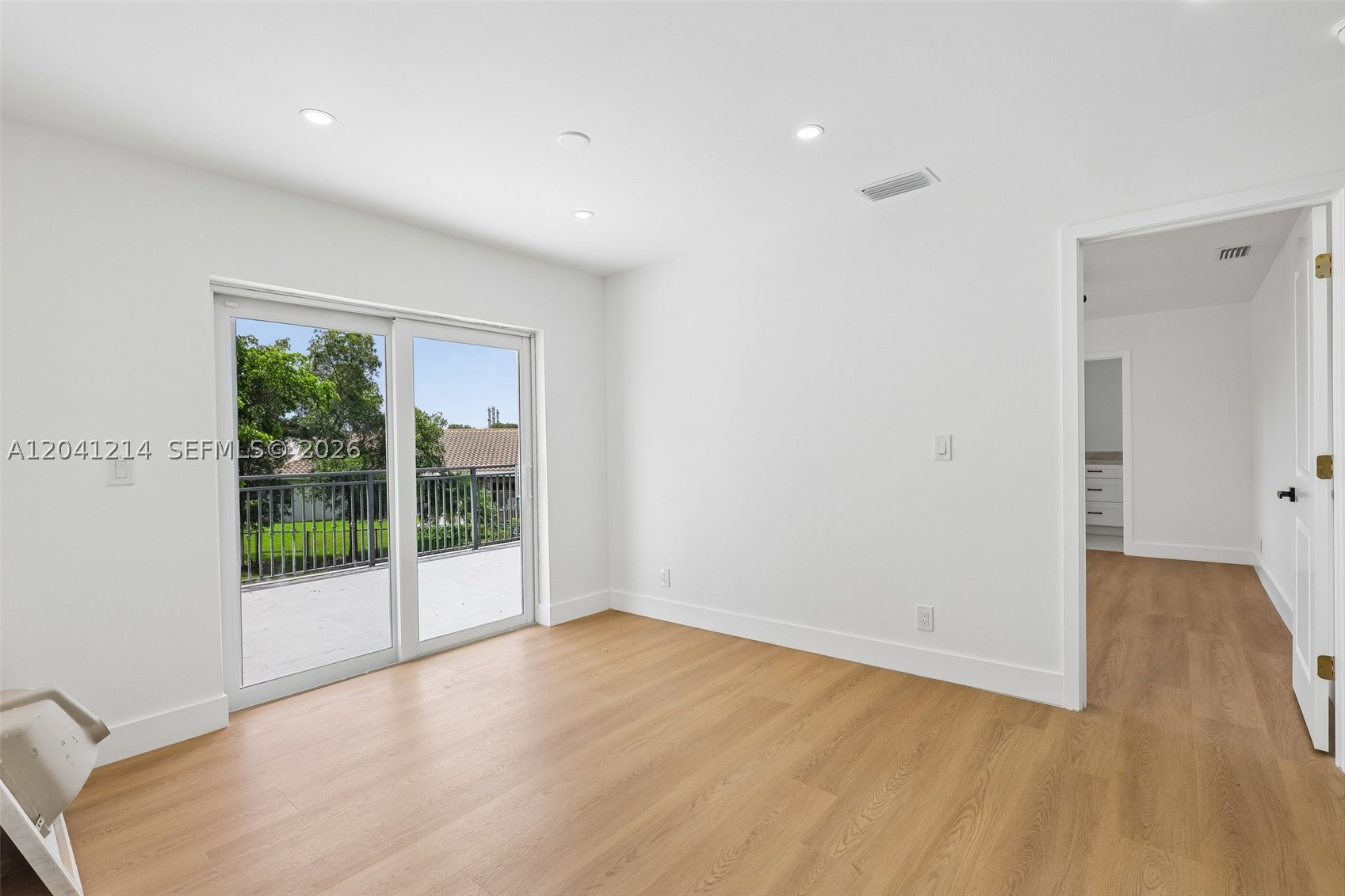 FALCONS LEA - Residential