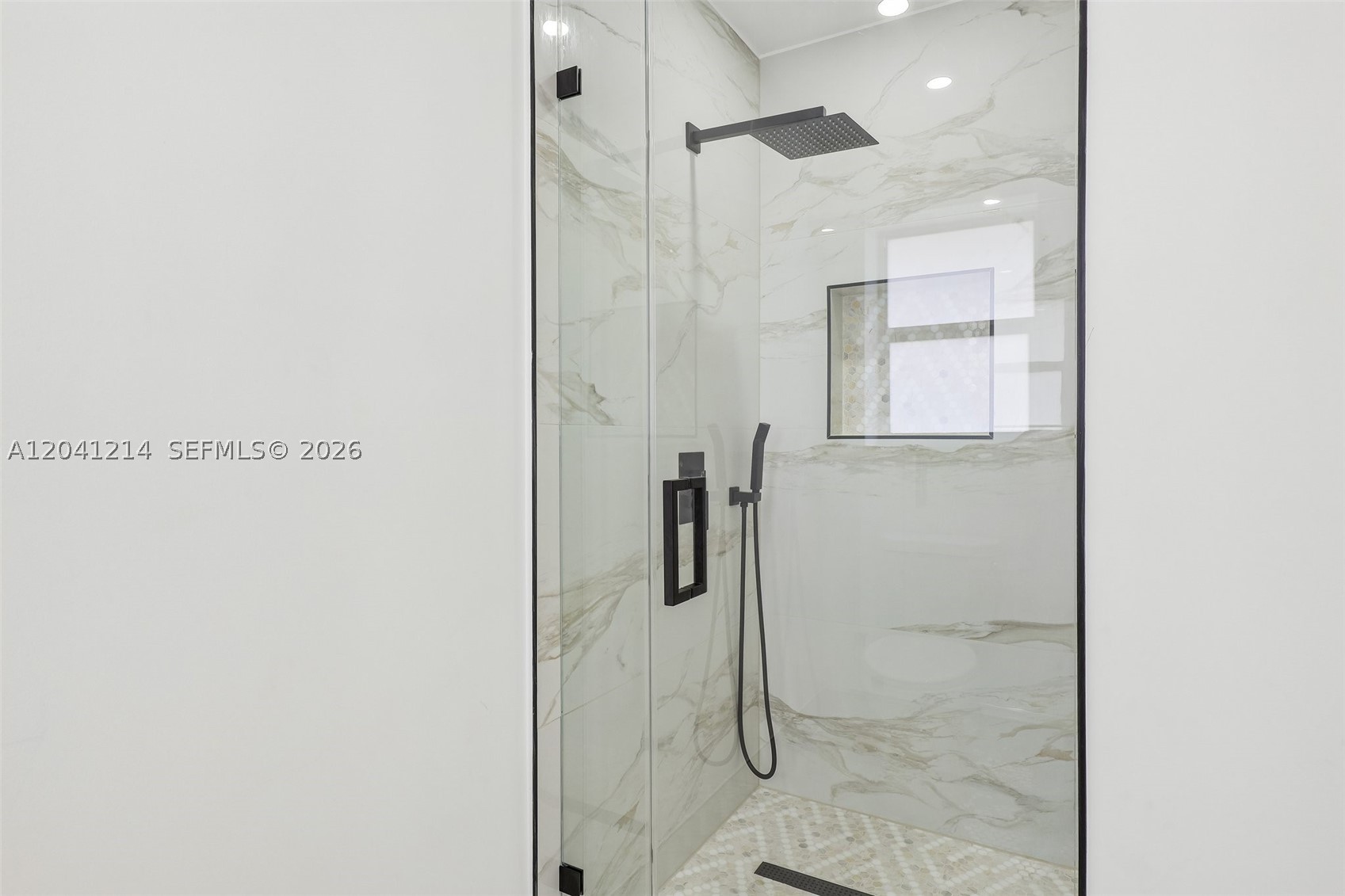 FALCONS LEA - Residential