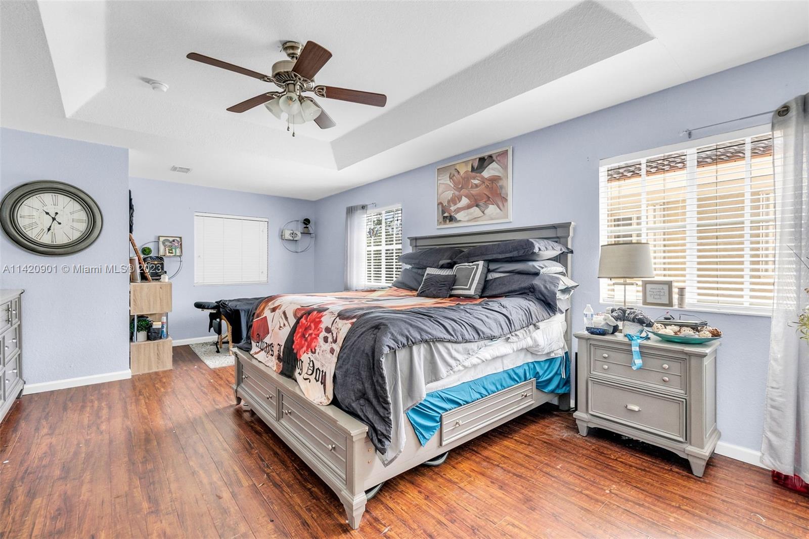 MANDARIN LAKES - Residential