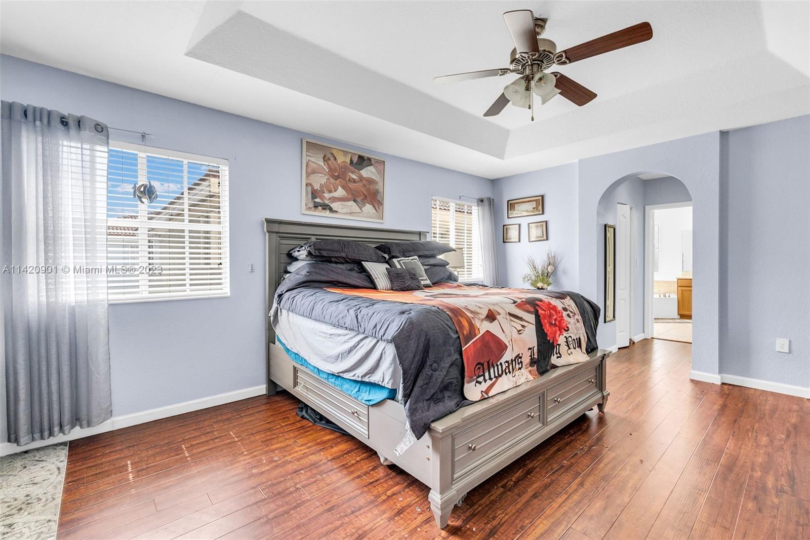 MANDARIN LAKES - Residential