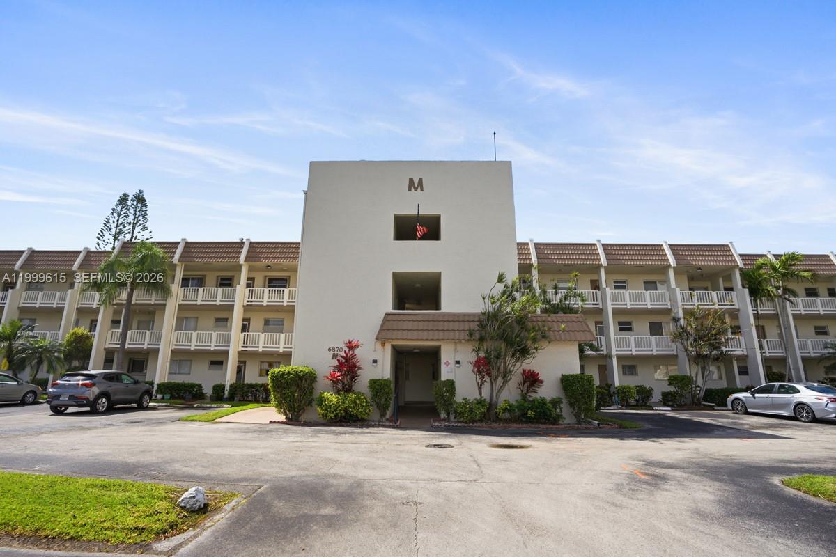 ROYAL PARK GARDENS III-M - Residential